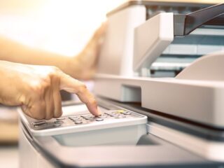 Mobile and online fax document transmission